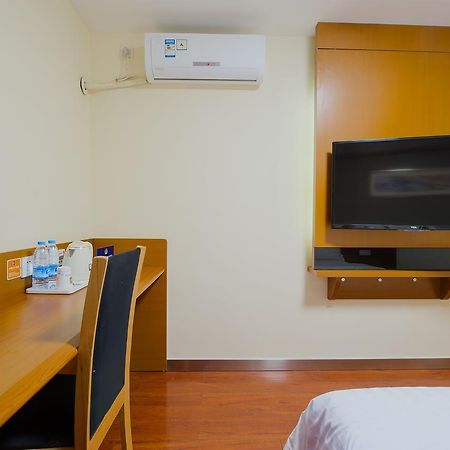 7Days Premium Chongqin Jiangbei International Airport Hub Station Hotel Chongqing Exterior photo